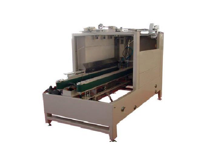 纸箱成型机